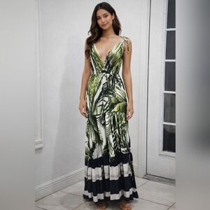 Women Maxi Dress V-Neck front and back Mixed Palm Printed Size M